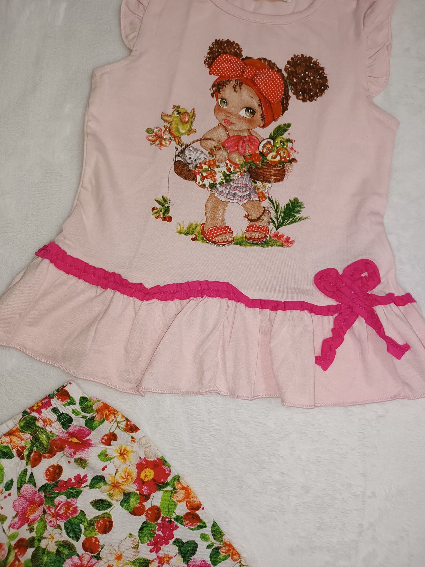 Conjunto Niña y Cesta