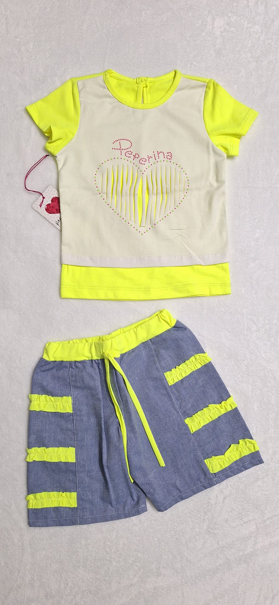 Conjunto de Camiseta y Pantalón corto